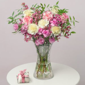 Mother's Day Cake Gift